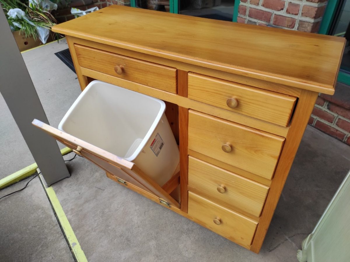 Kitchen Utility Roth & Brader Furniture