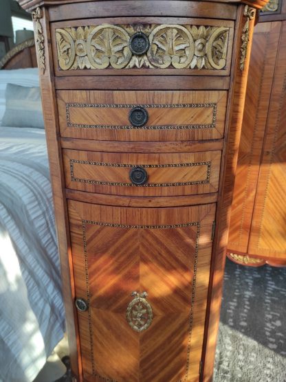 Full Size Inlay Mahogany Bedroom Suite - Image 4