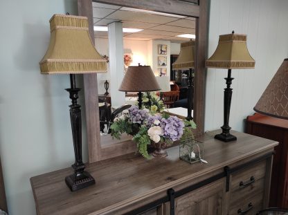 Traditional Black Lamp Set