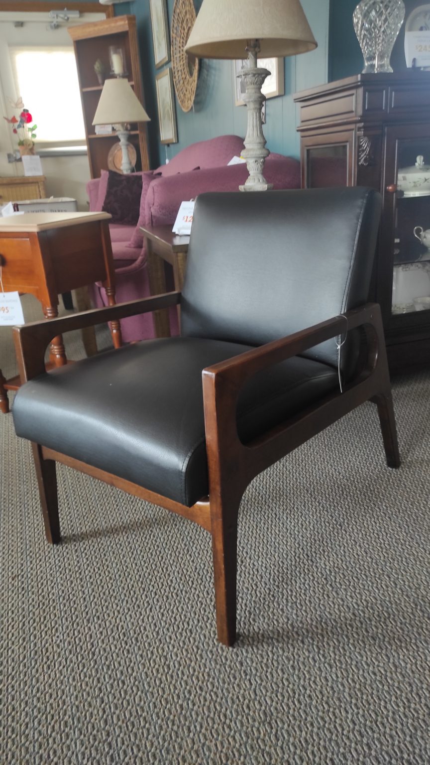 MIDCENTURY STYLE BLACK VINYL CHAIR
