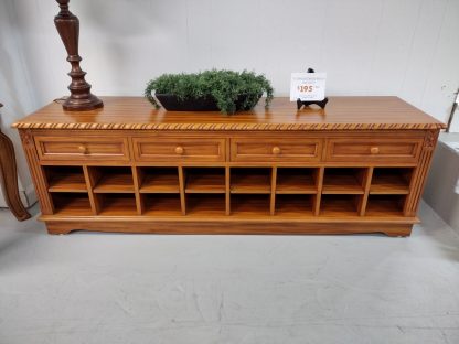 Tv Stand/Storage Bench