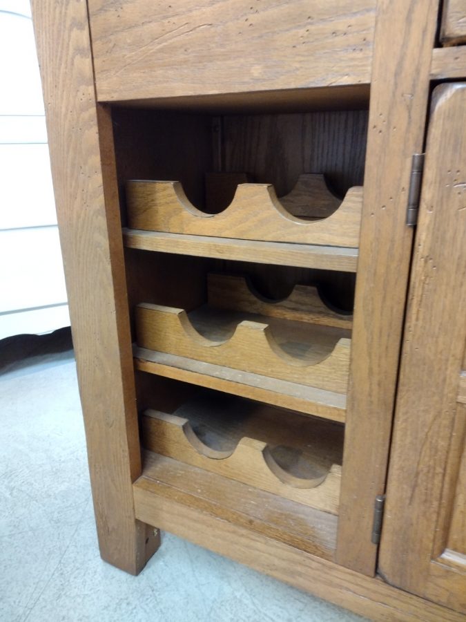 BROYHILL ATTTIC HEIRLOOM KITCHEN ISLAND