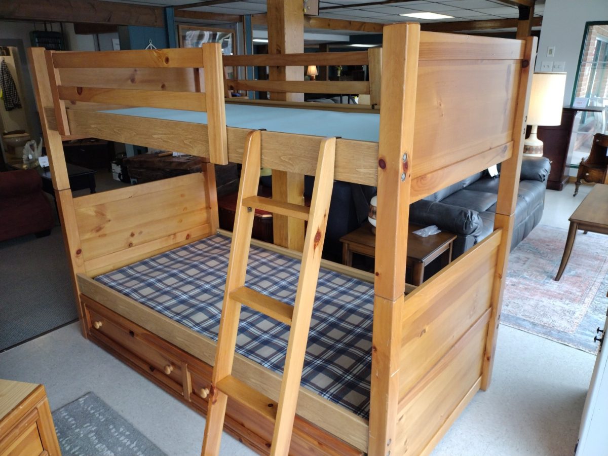 Bunk Bed with 2 Bunkie Boards Roth & Brader Furniture