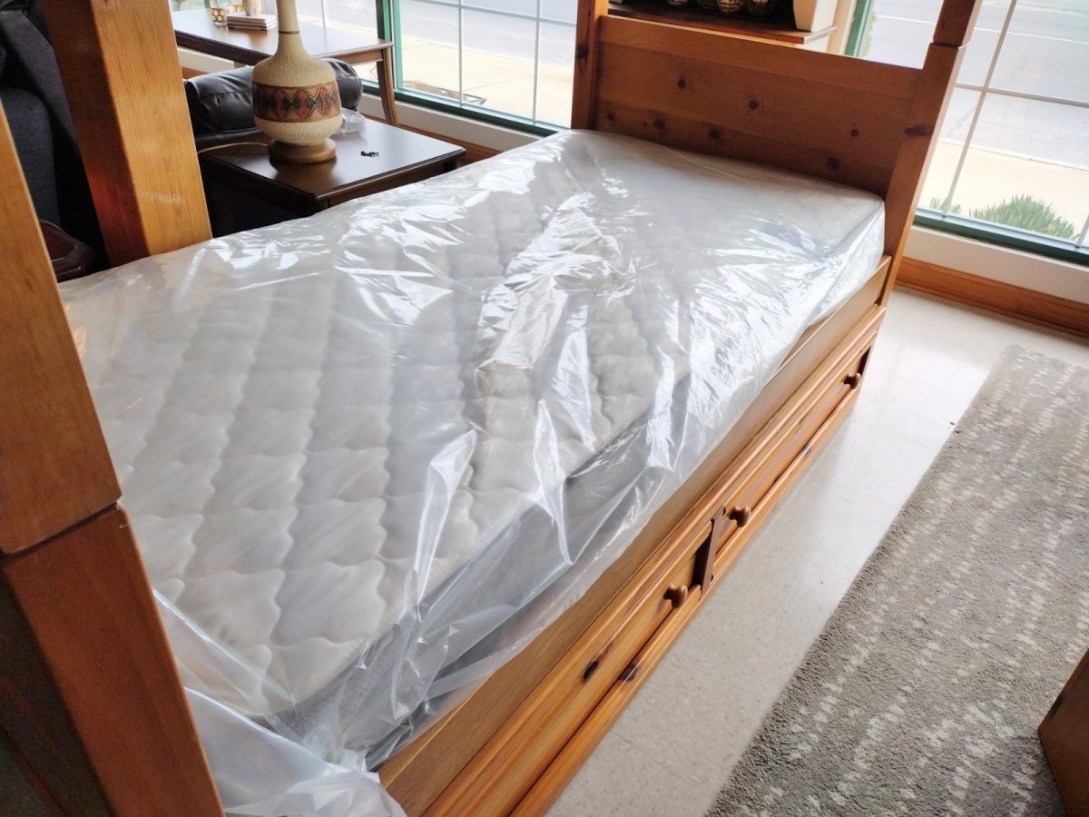 Bunk Bed with 2 Bunkie Boards Roth & Brader Furniture