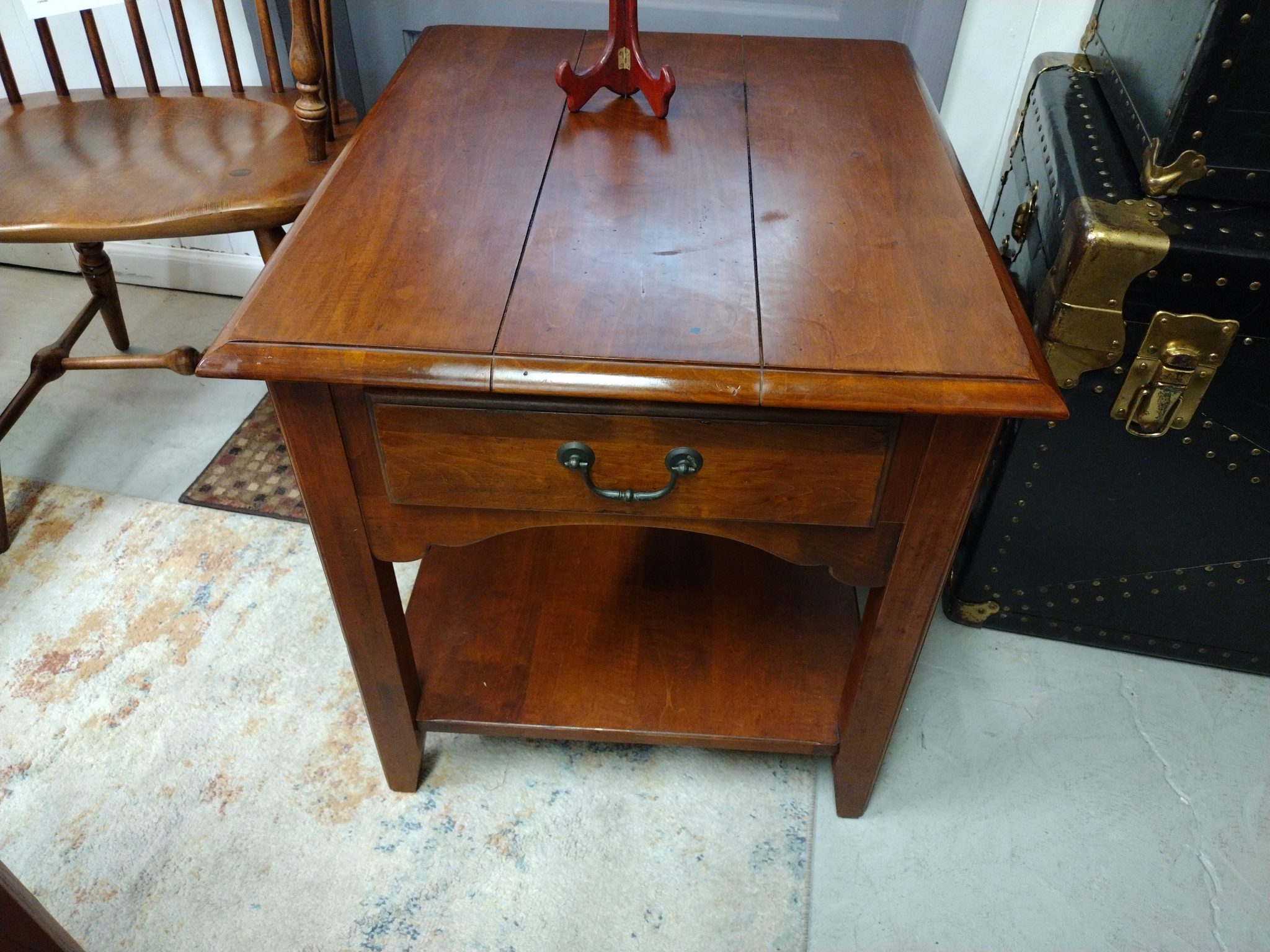 Ethan Allen End Table Roth & Brader Furniture