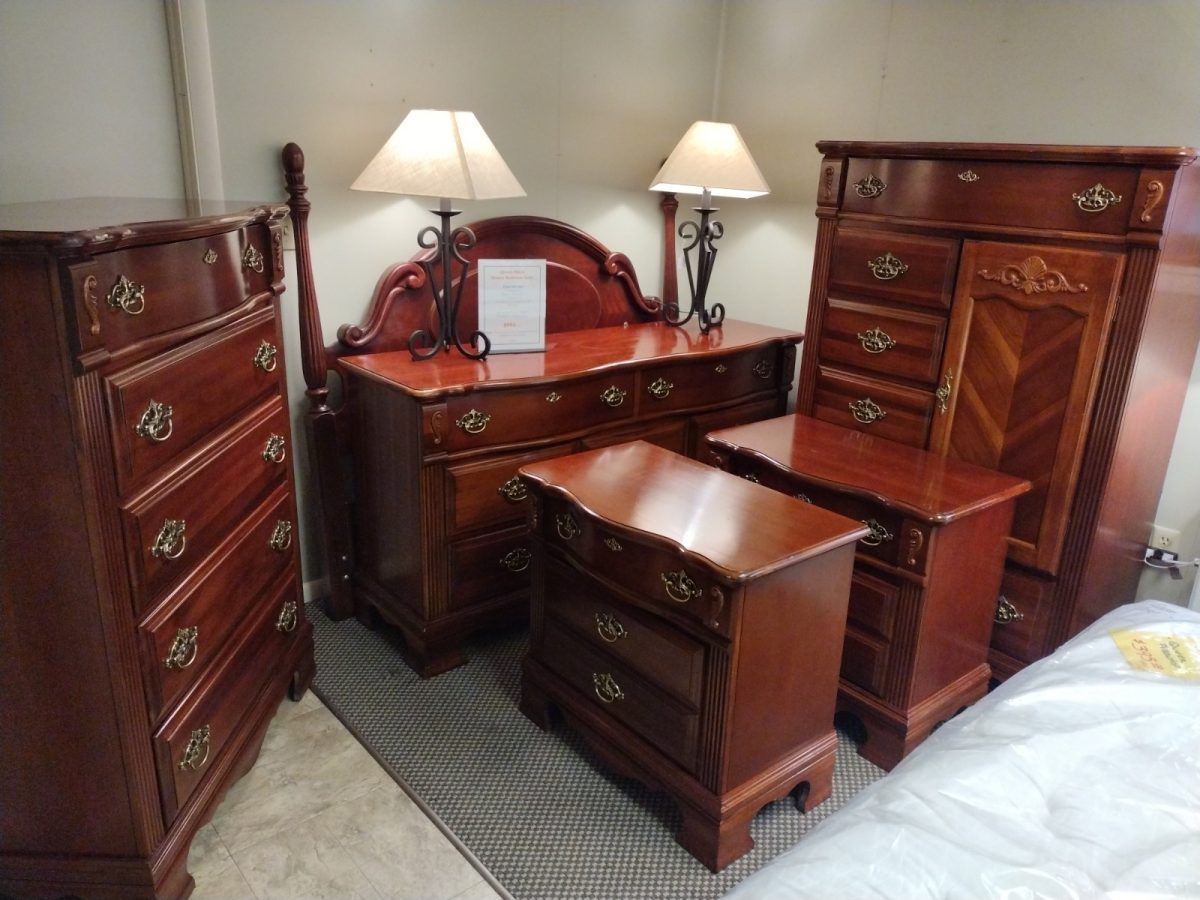 Cherry Bedroom Suite Roth & Brader Furniture