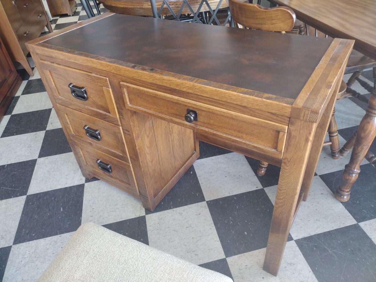 Oak Desk and Chair Made By Young Hinkle Roth & Brader Furniture