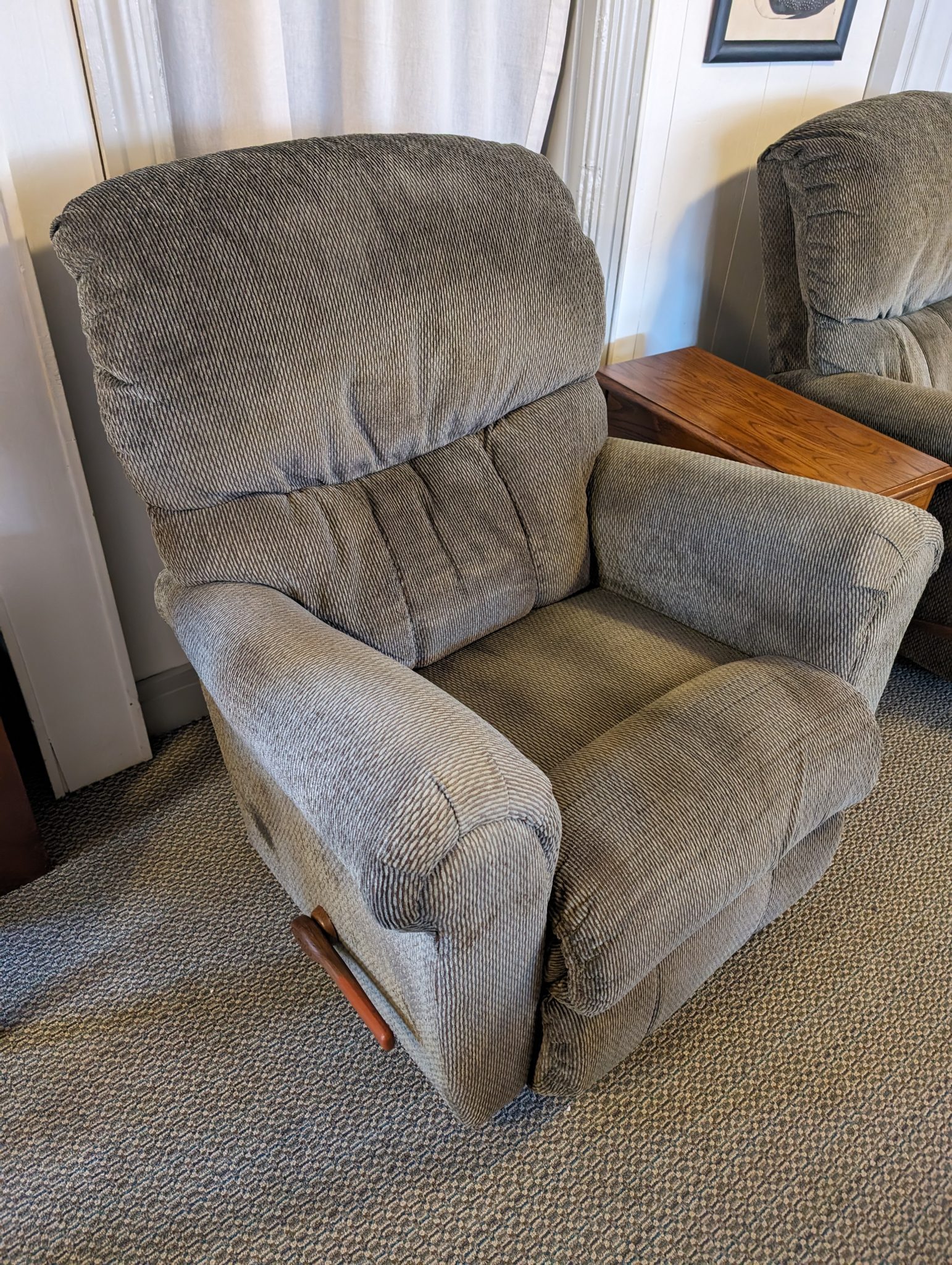 Green Wall Hugger Lazboy Recliner Roth & Brader Furniture