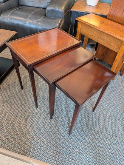 Mahogany Nesting End Table Set