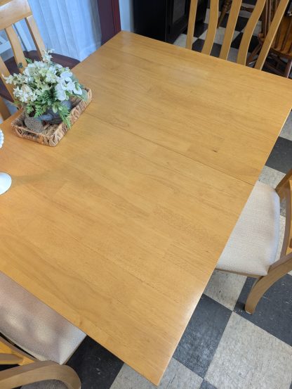 Natural Color Table & 4 Chairs - Image 3