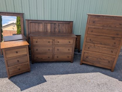 Walnut Brown Queen Size Bedroom Set