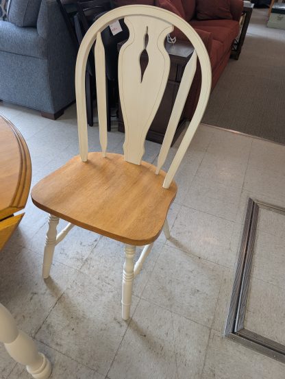 Two Tone Drop Leaf Table with 2 Chairs - Image 2