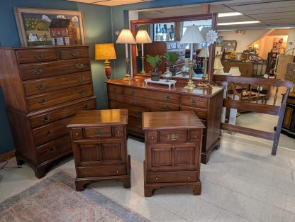 Queen Size Hardwood Cherry Bedroom Set