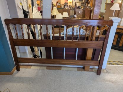 Queen Size Hardwood Cherry Bedroom Set - Image 9