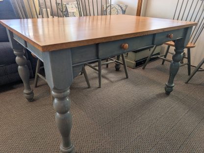 Two Color Table w. 8 Chairs & Board - Image 4