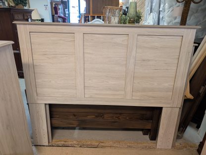 Pecan Gray Bedroom Set - Image 2