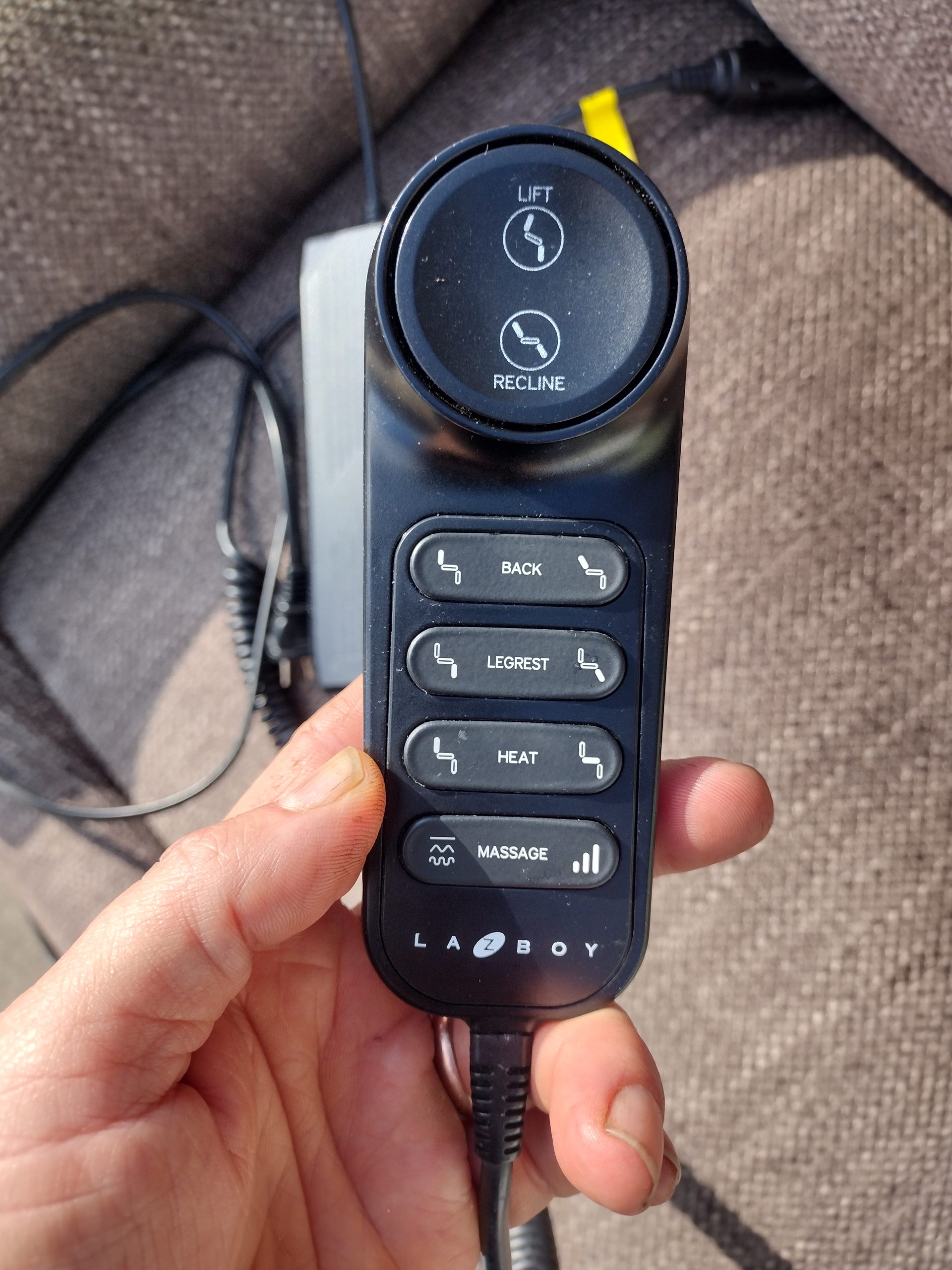 Khaki Lift Chair: 500lb Capacity! Heat/Massage - Image 2