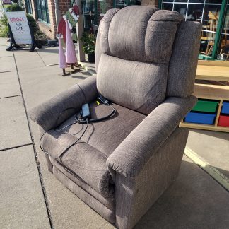 Khaki Lift Chair: 500lb Capacity! Heat/Massage