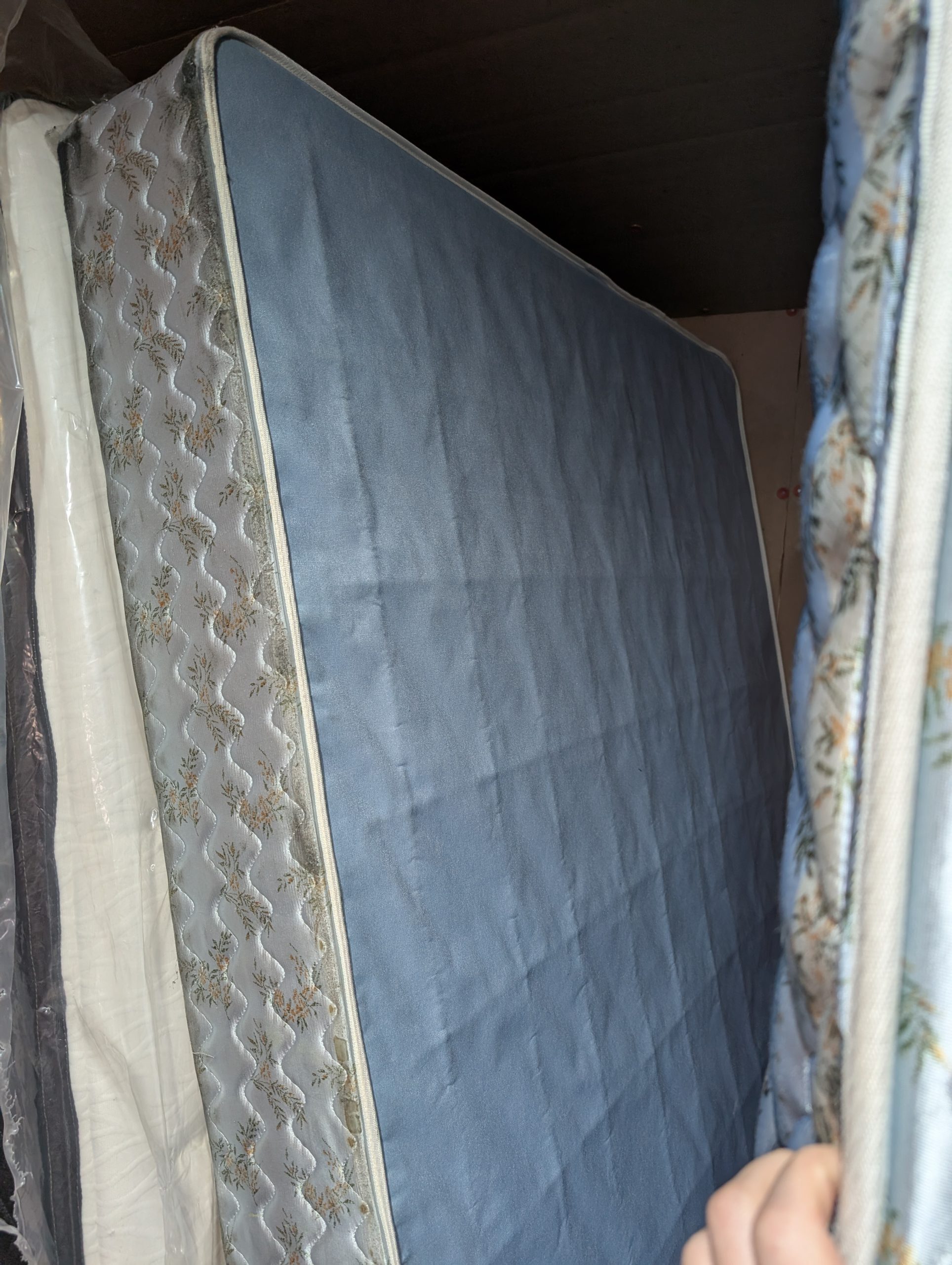 Blue Floral Queen Mattress & Box Set - Image 2