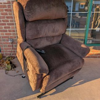 Dark Brown Ultracomfort Lift Chair