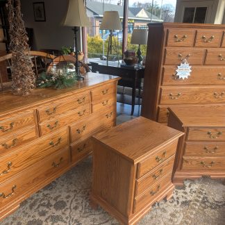 PA House King Size Oak Bedroom Set