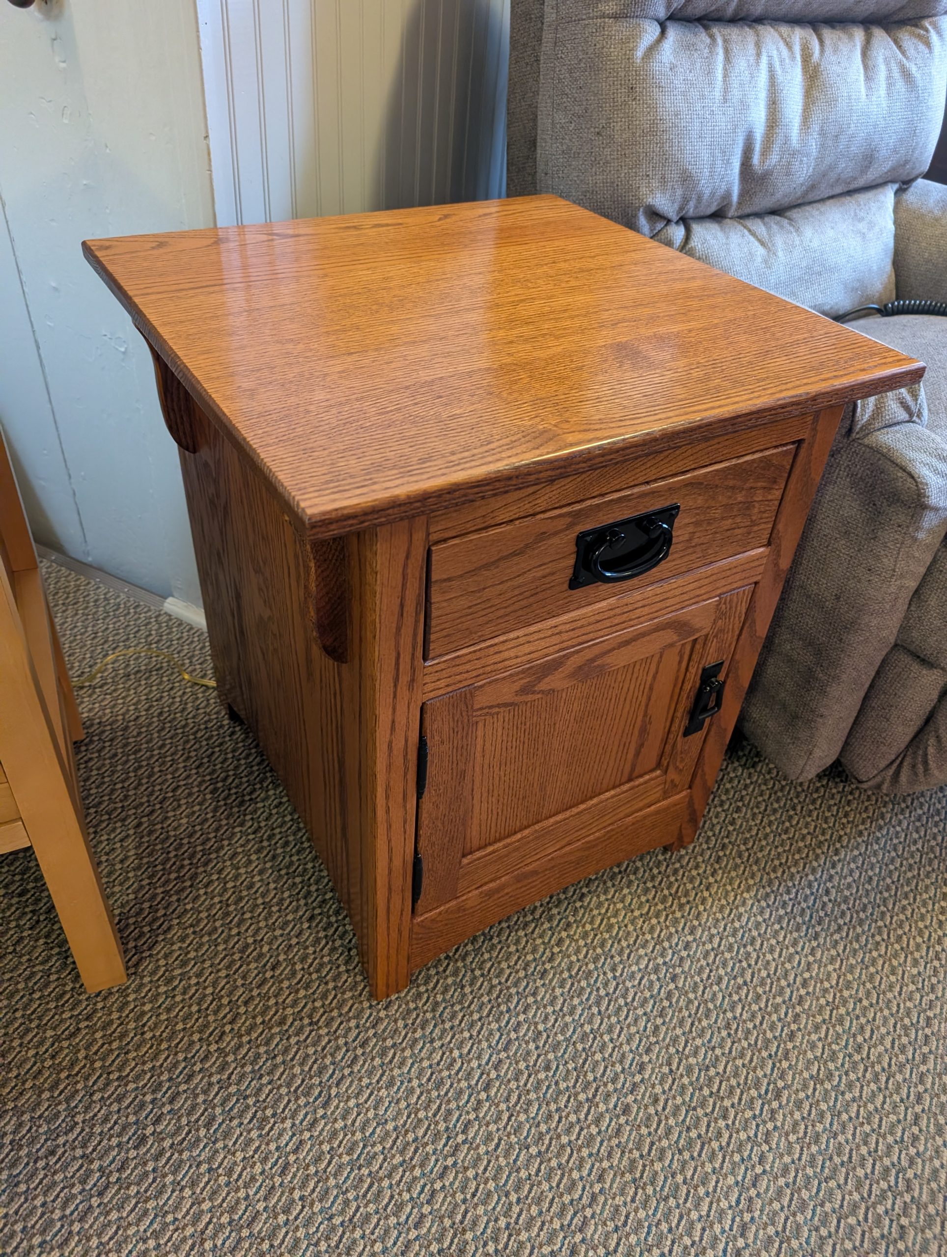 Mission Style Oak End Table
