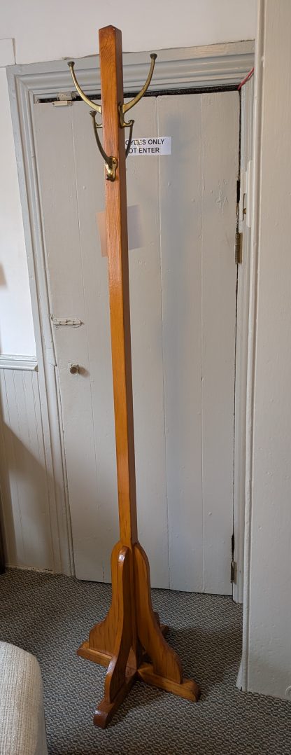 Wooden Clothes Tree | Roth & Brader Furniture