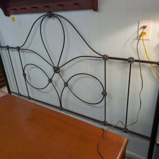 King Metal Headboard & Metal Rails