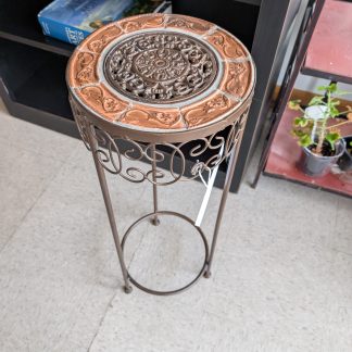 Round Metal Plant Stand