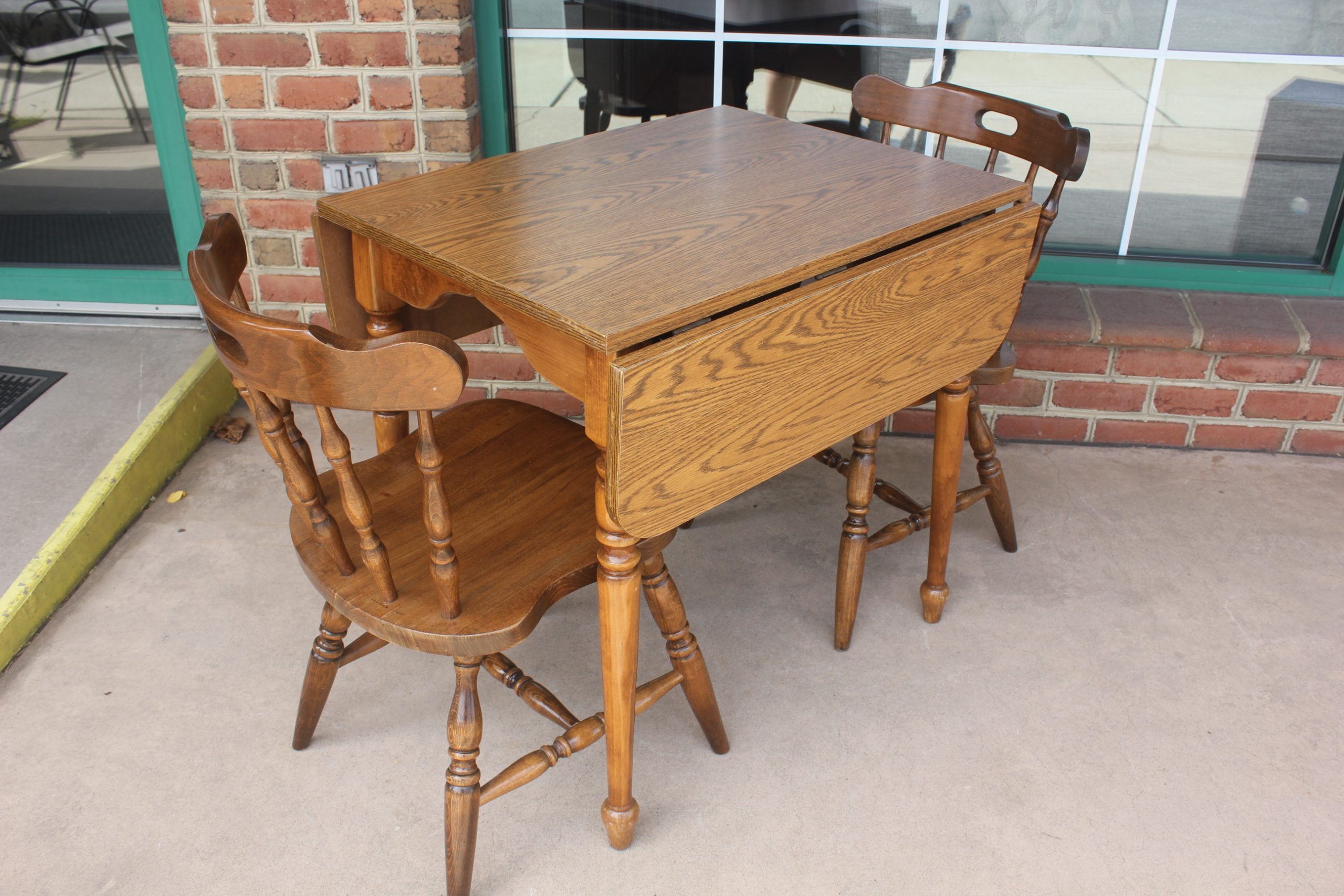 Laminate Top Drop Leaf Table Set