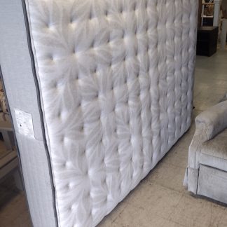 Queen Sealy Posturepedic Mattress