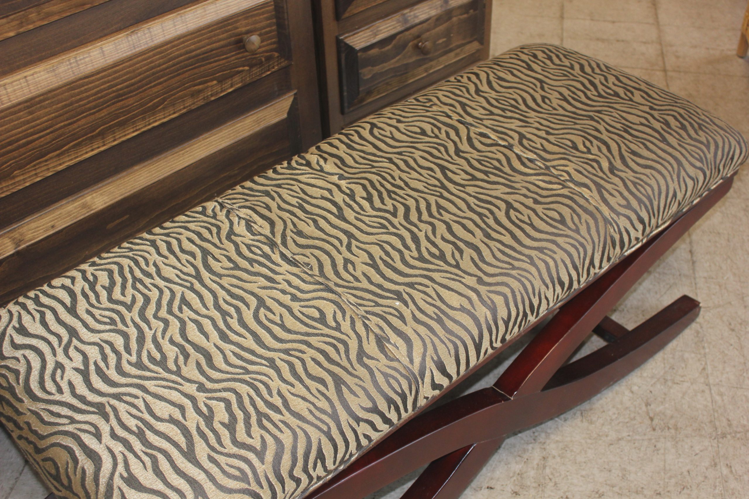 Zebra Print Bench - Image 2