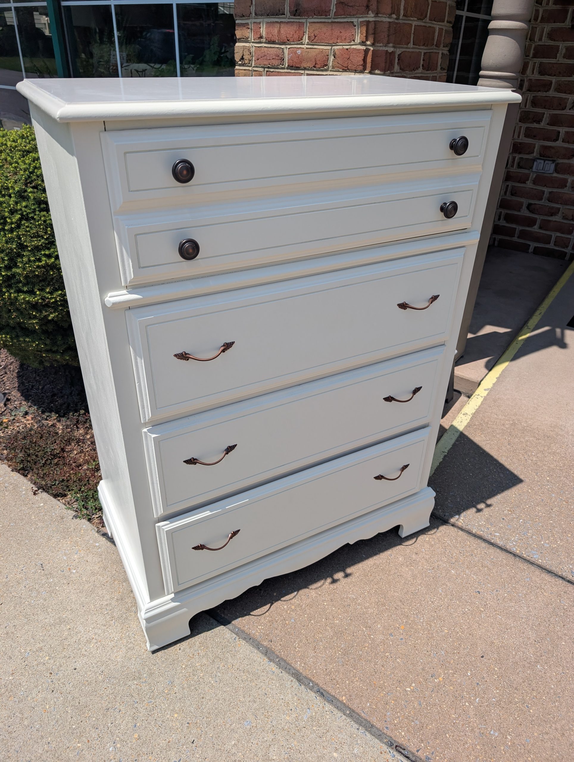 White Chest of Drawers