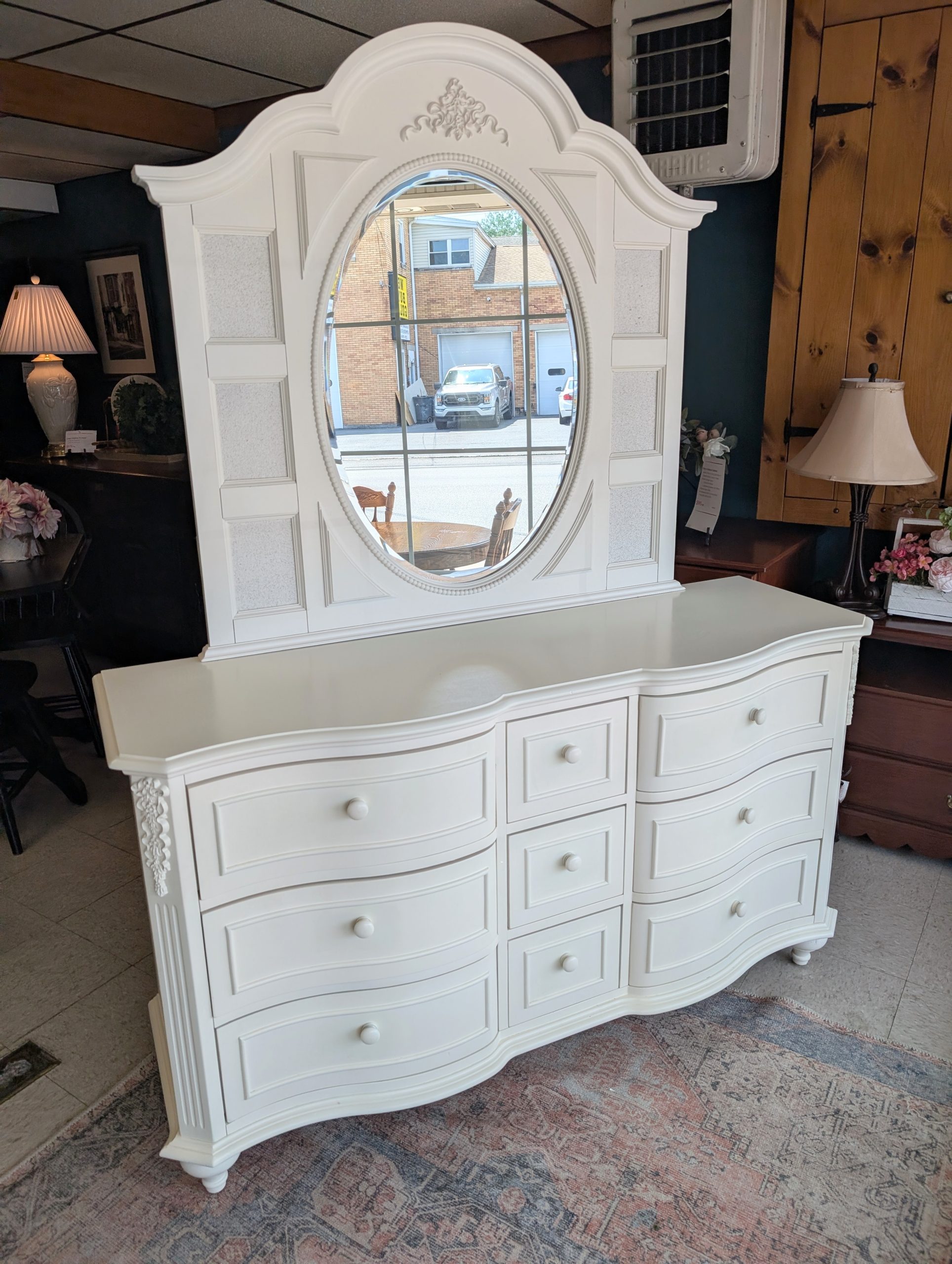 White Bedroom Set - Image 2