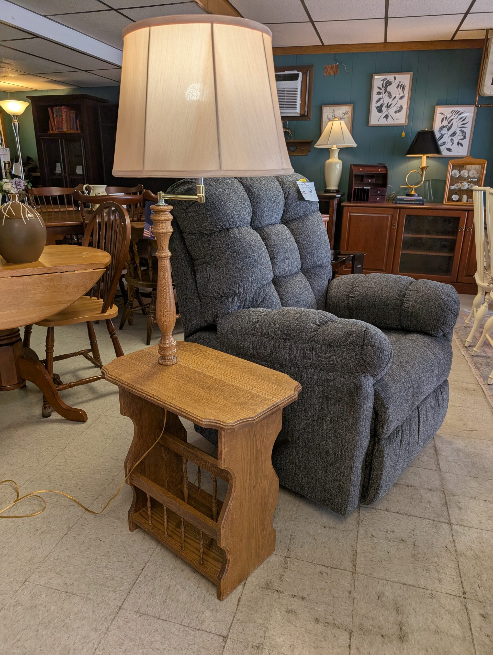 Oak End Table with Lamp