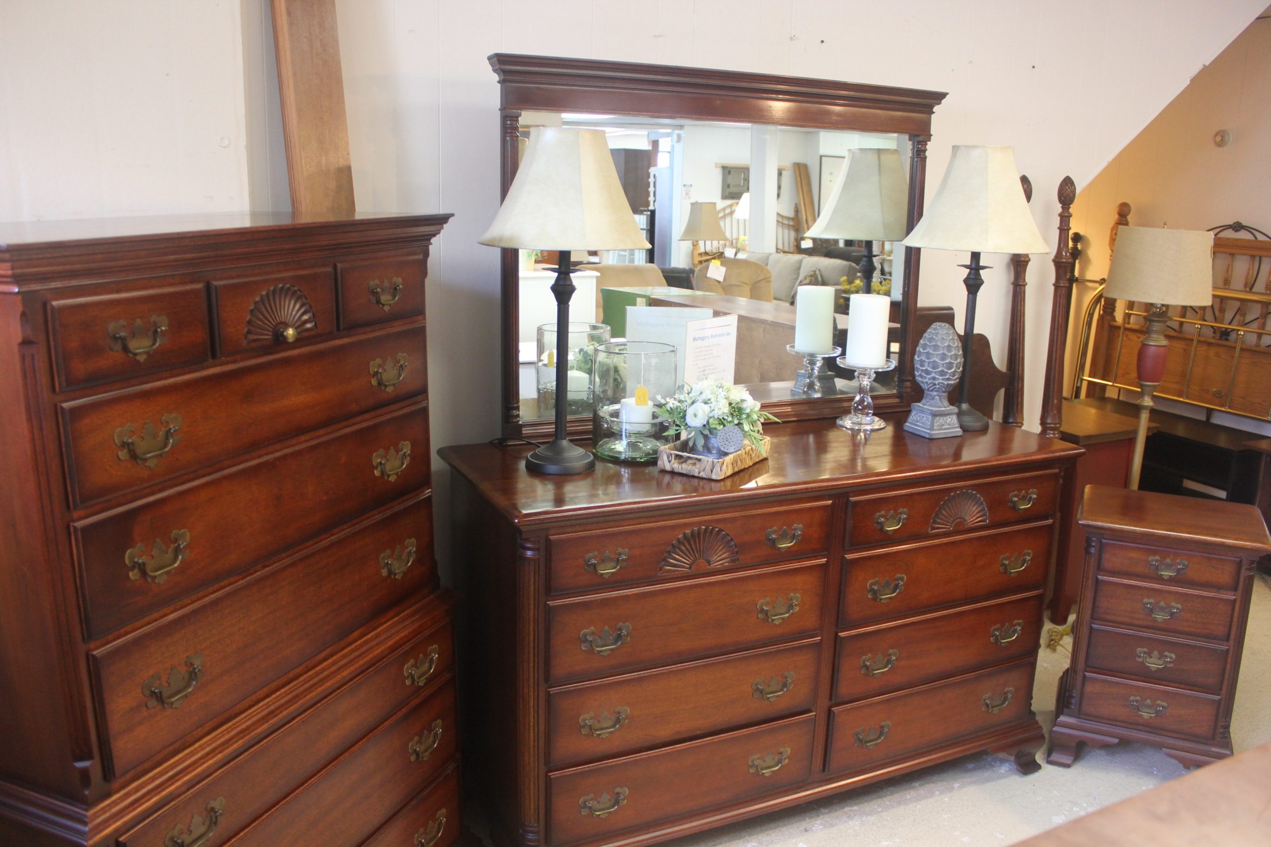 Queen Mahogany Bedroom Set