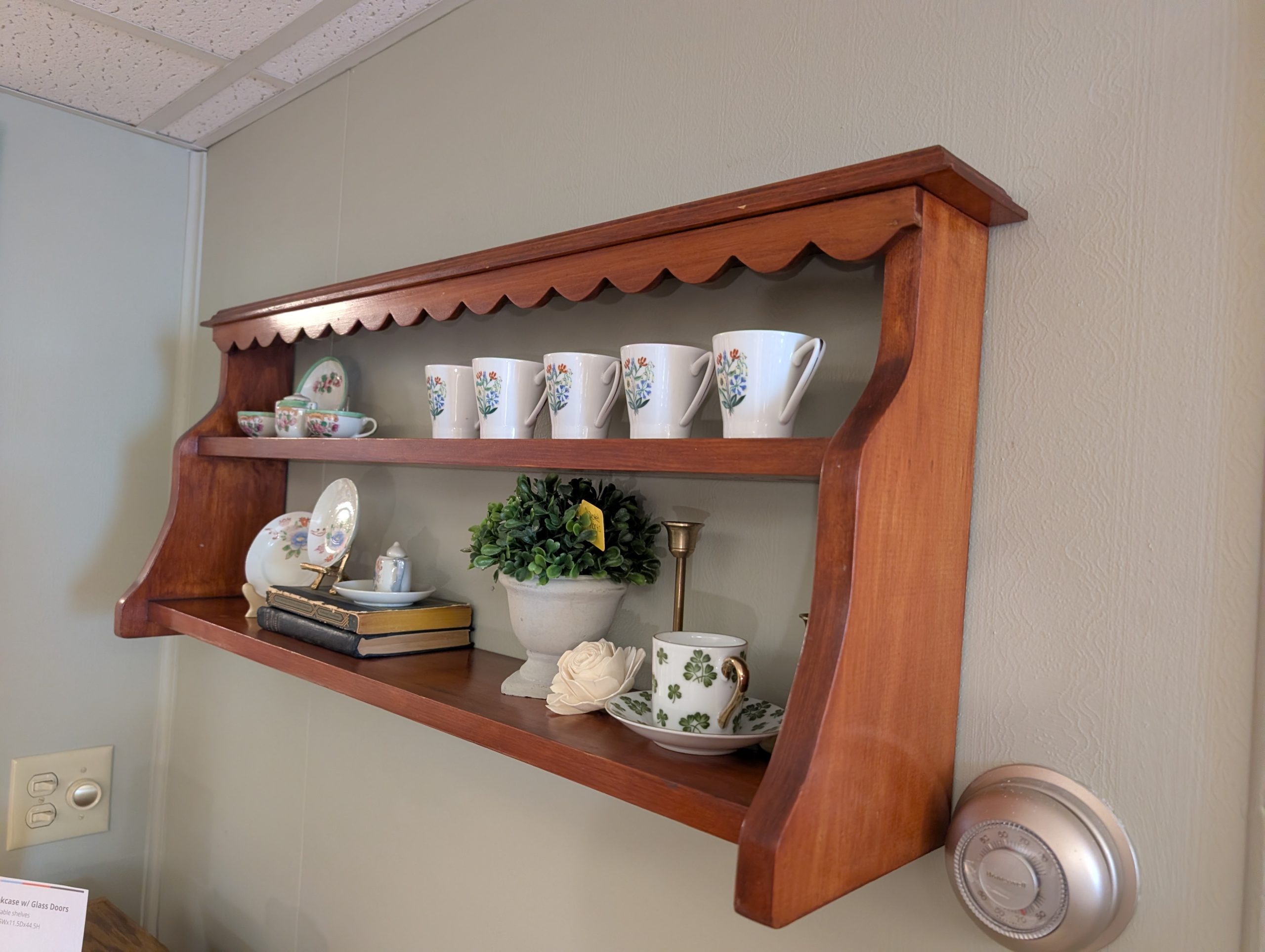 2 Tier Tea Cup Wall Shelf - Image 3