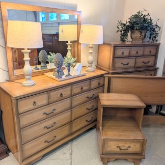Light Oak Bedroom Set