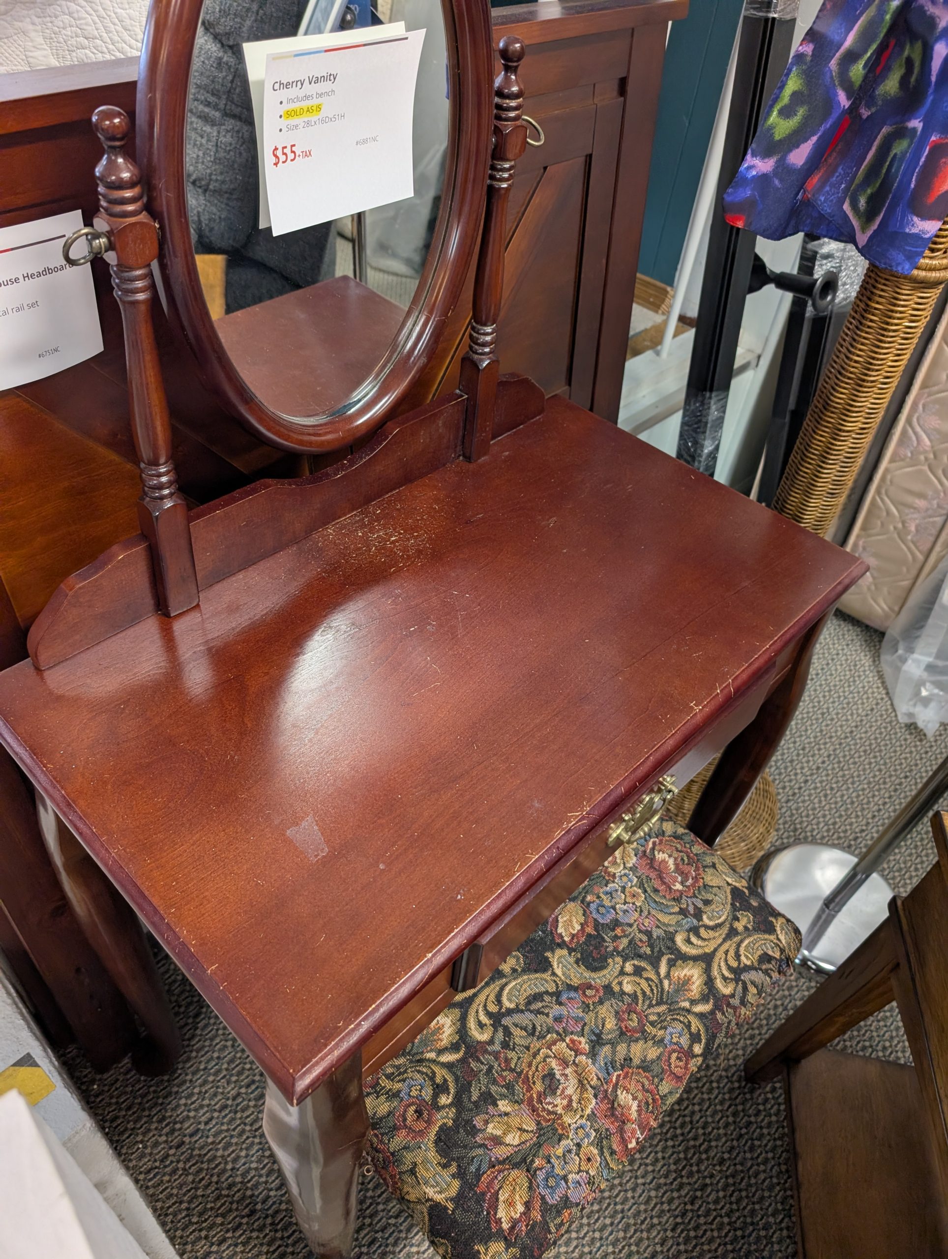 Cherry Vanity with Bench - Image 2
