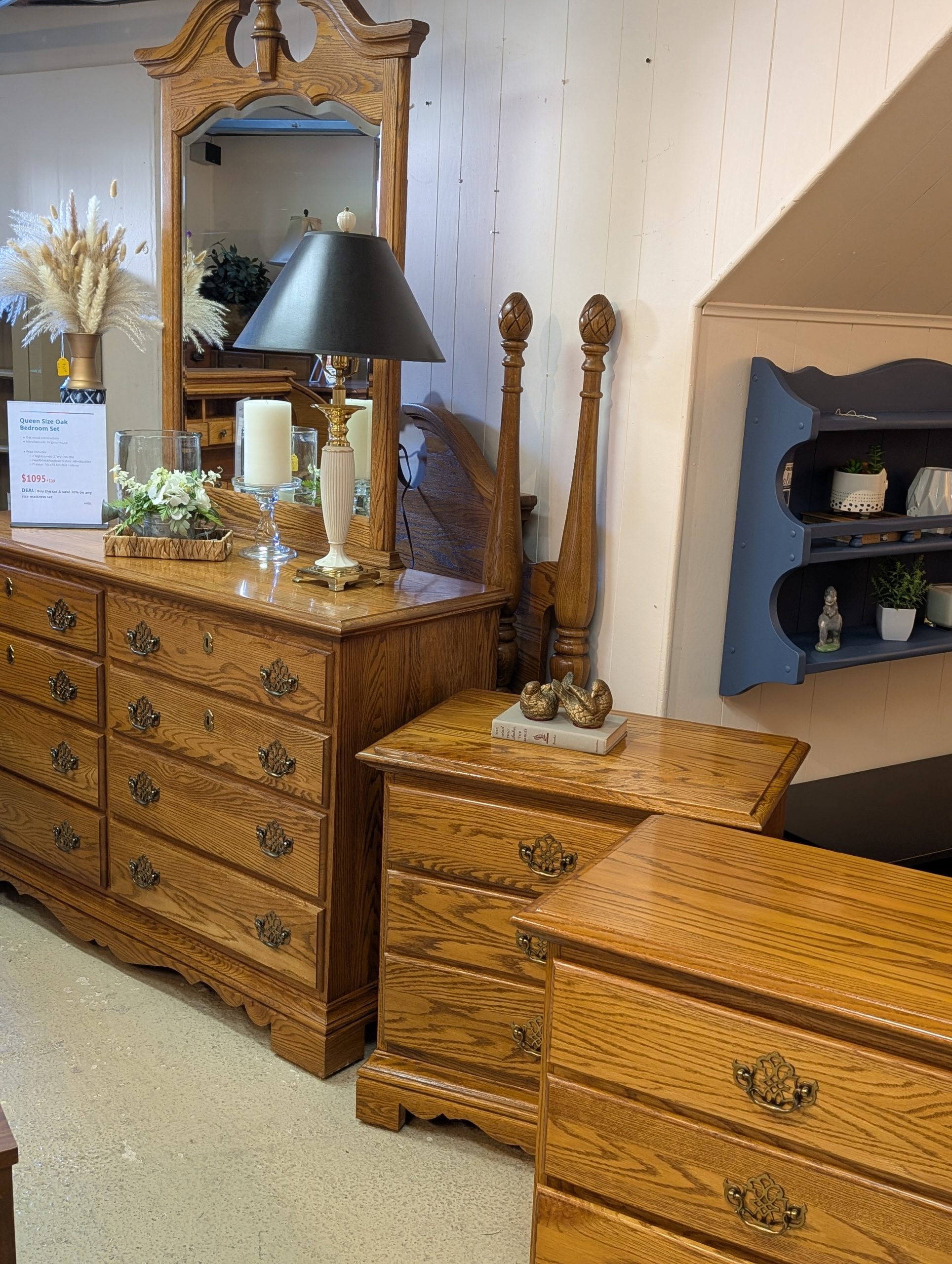 Queen Size Oak Bedroom Set - Image 6