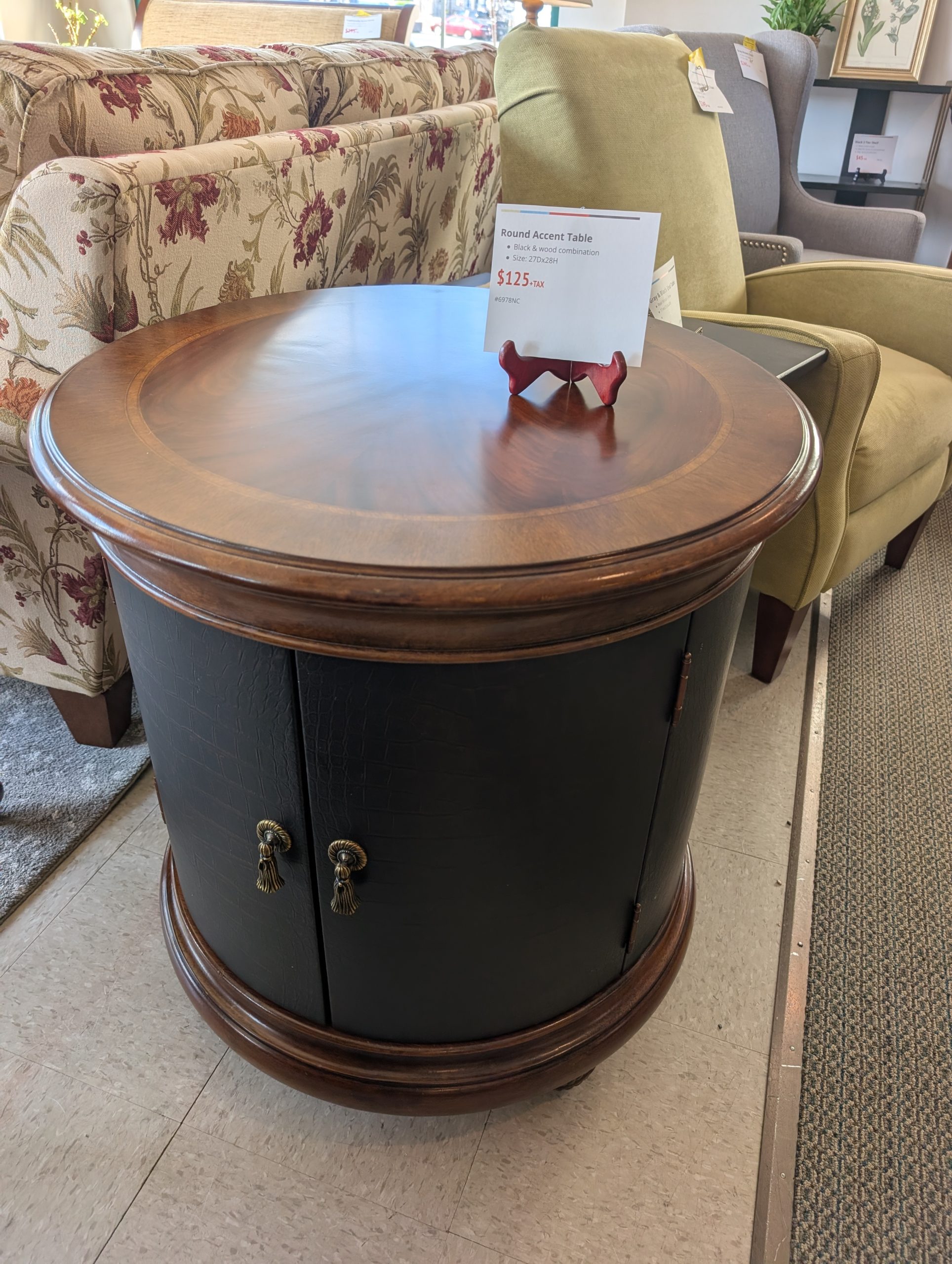 Round Accent Table