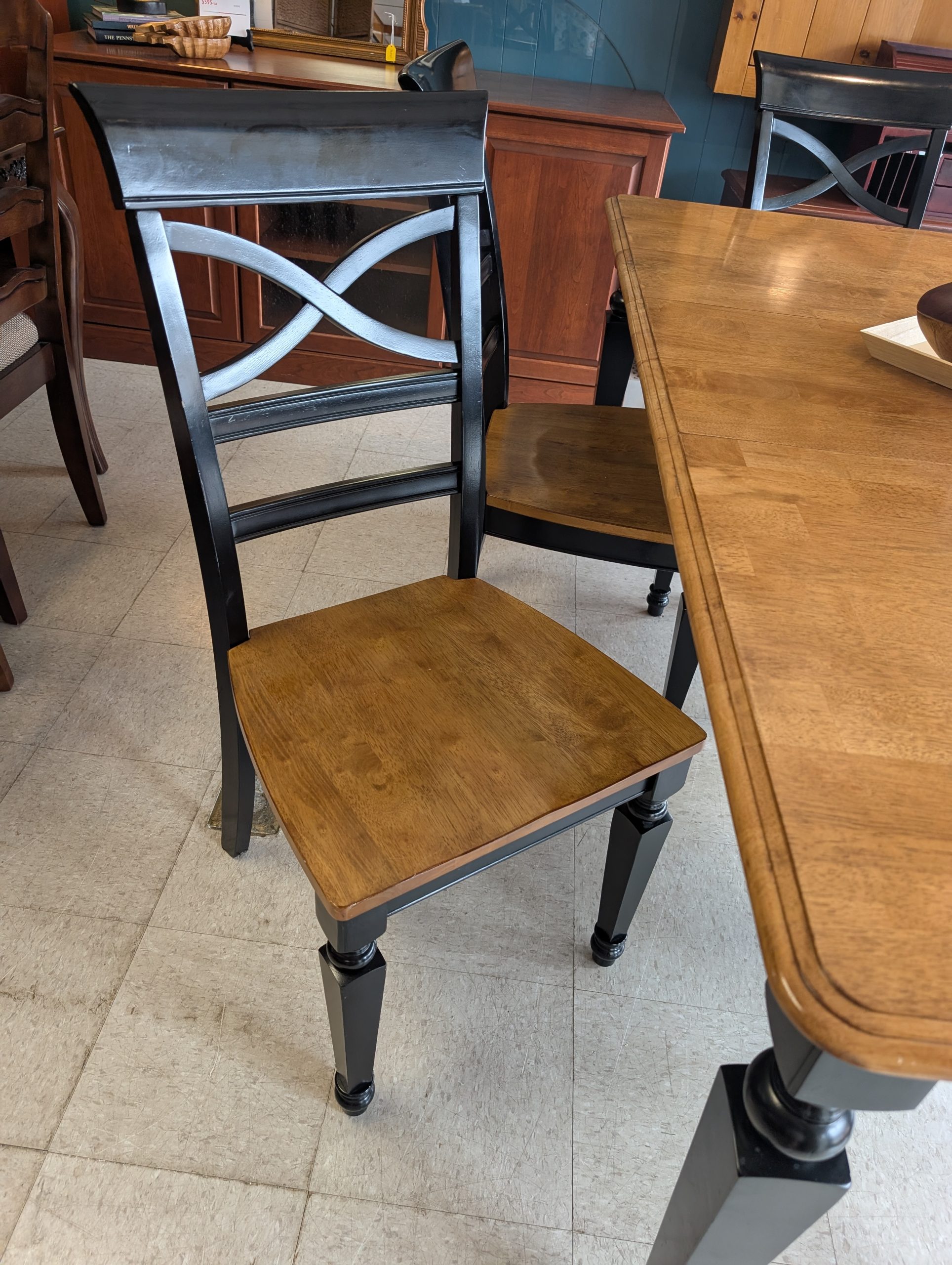 Two Tone Table & Chair Set with Leaf - Image 2