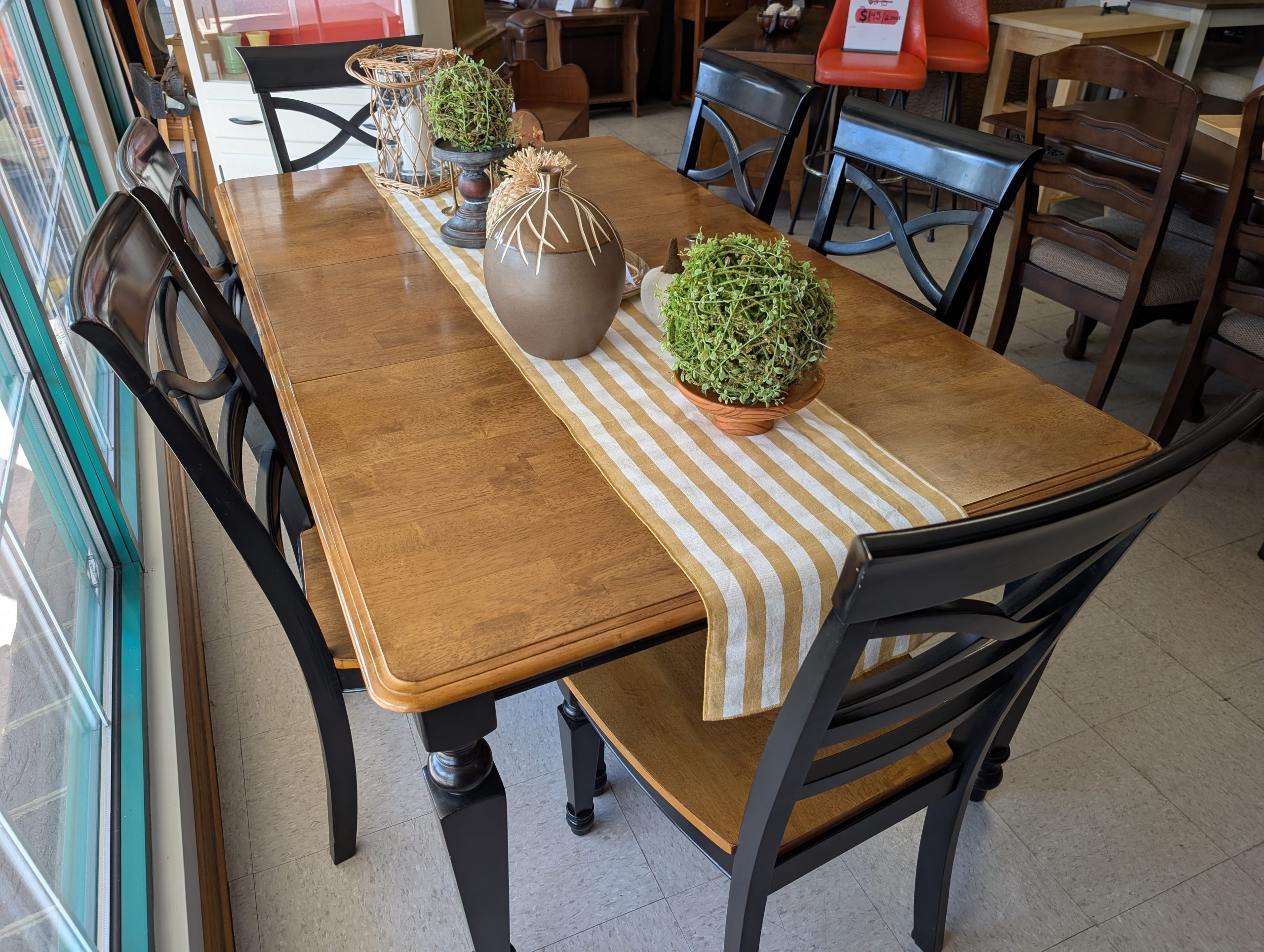 Two Tone Table & Chair Set with Leaf