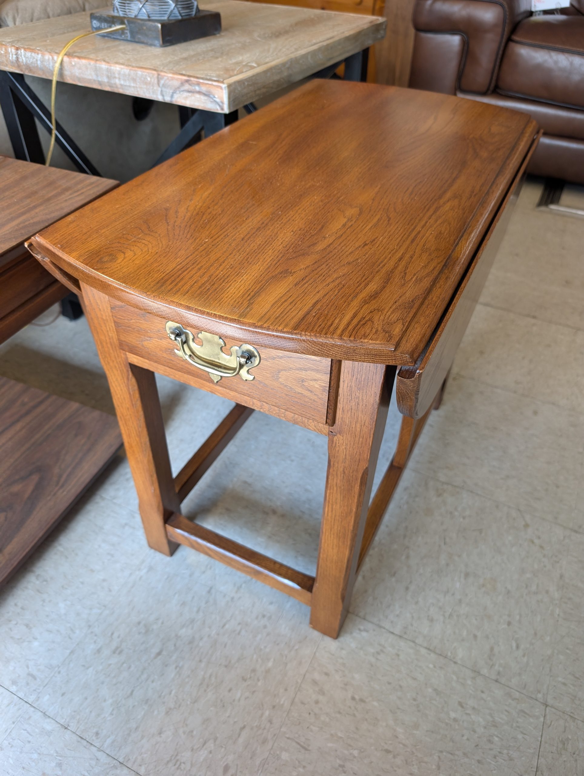 Oak PA House Drop Leaf End Table