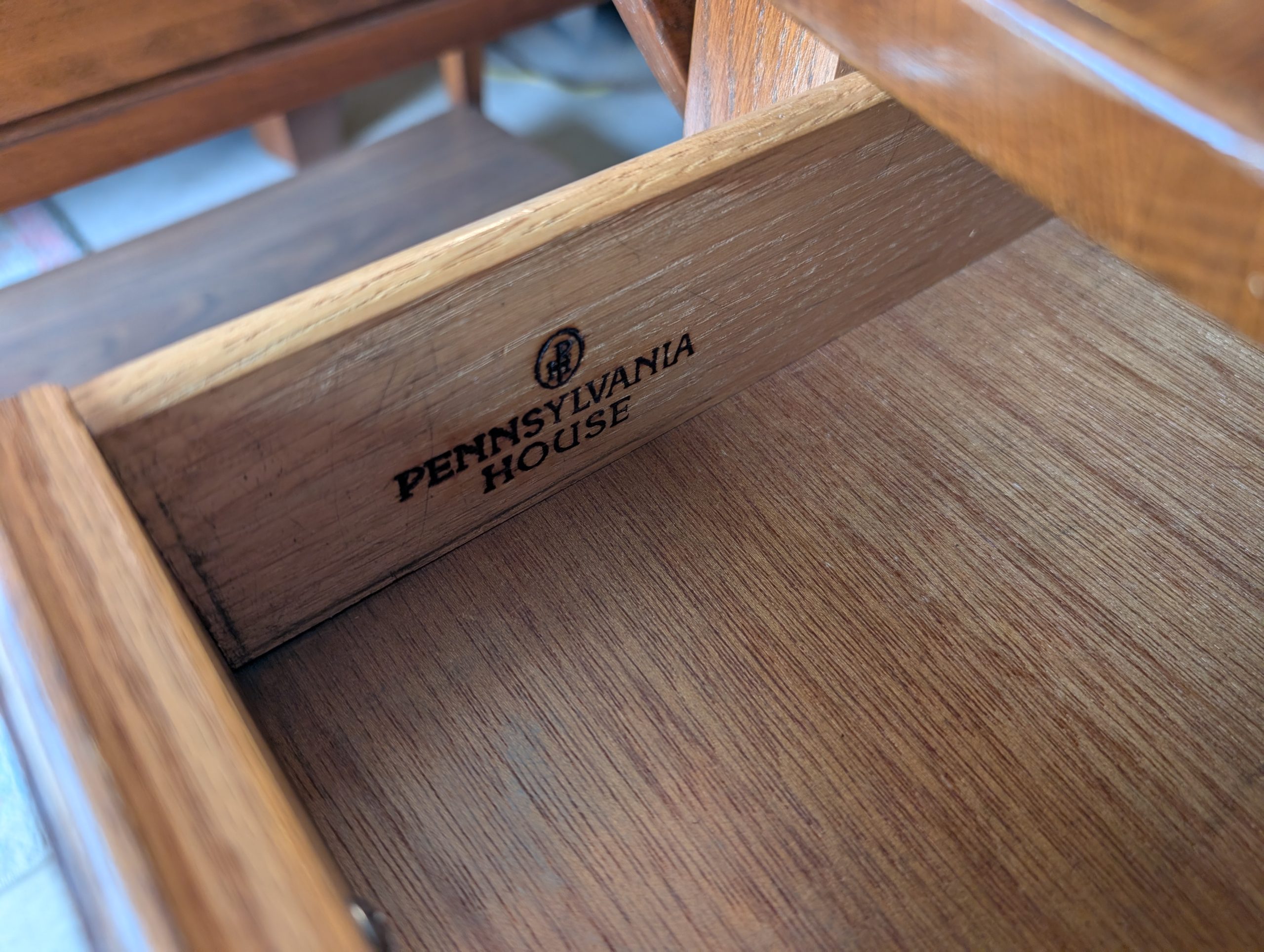 Oak PA House Drop Leaf End Table - Image 3