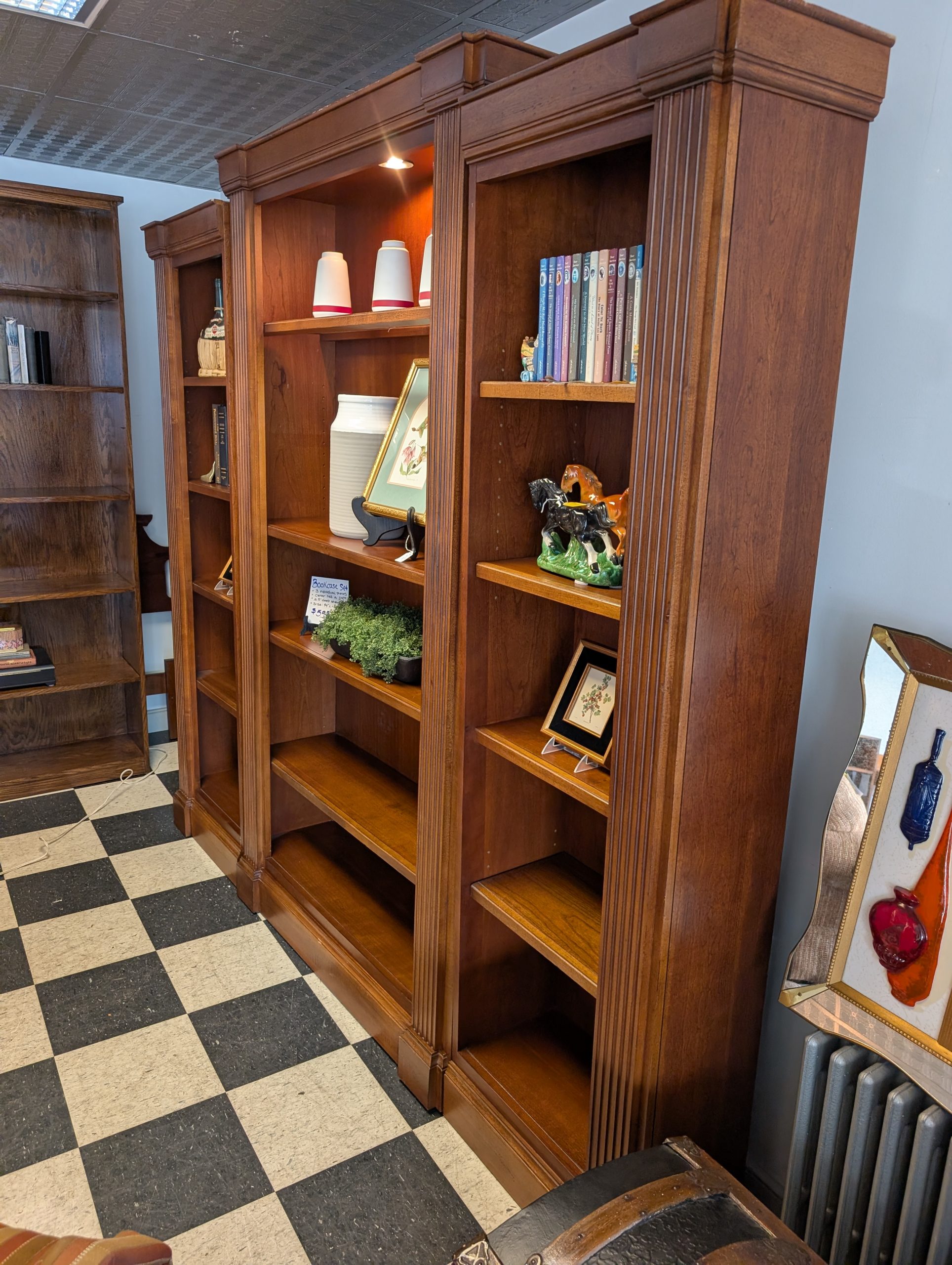 Traditional 3pc Bookcase Set - Image 2