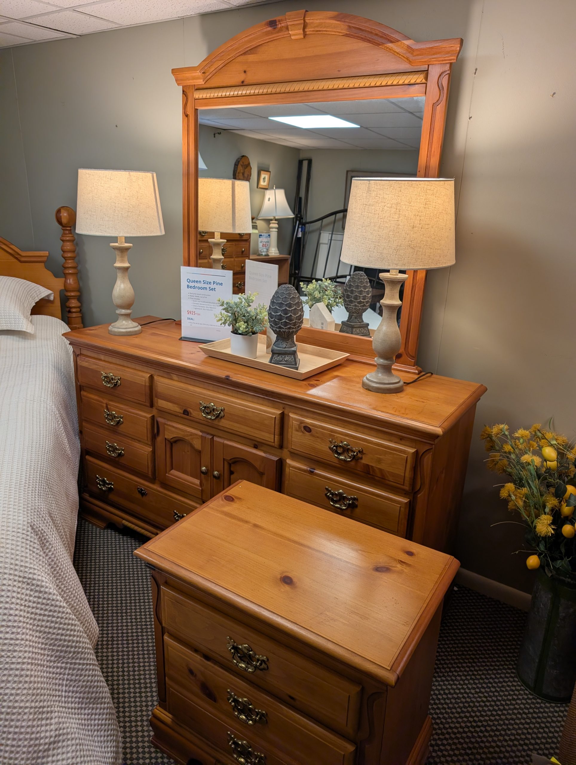 Queen Size Pine Bedroom Set - Image 3