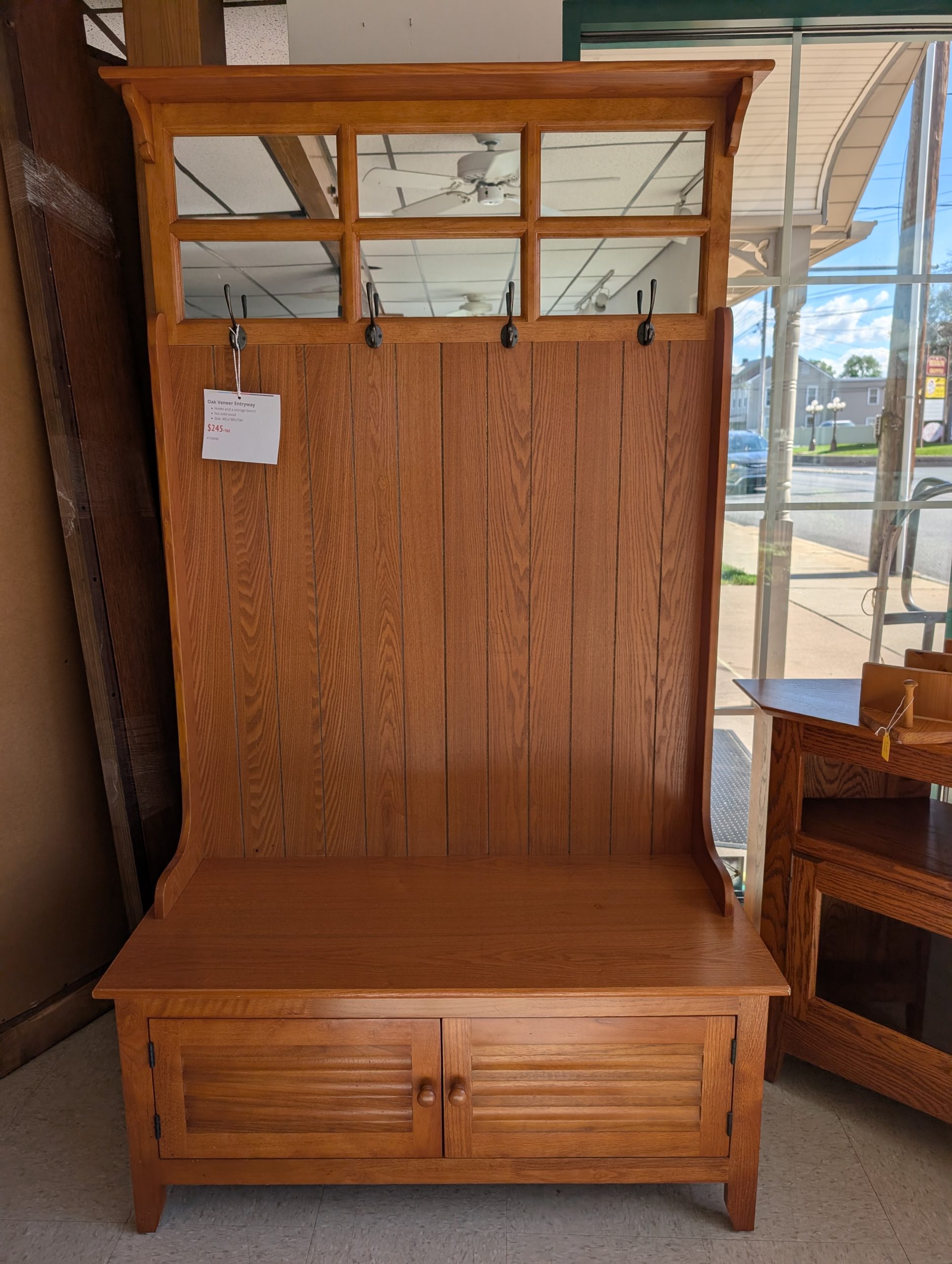Oak Veneer Entryway