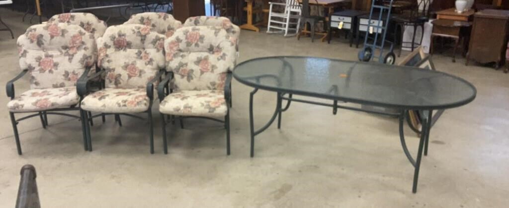 Patio Table w/ 6 Chairs